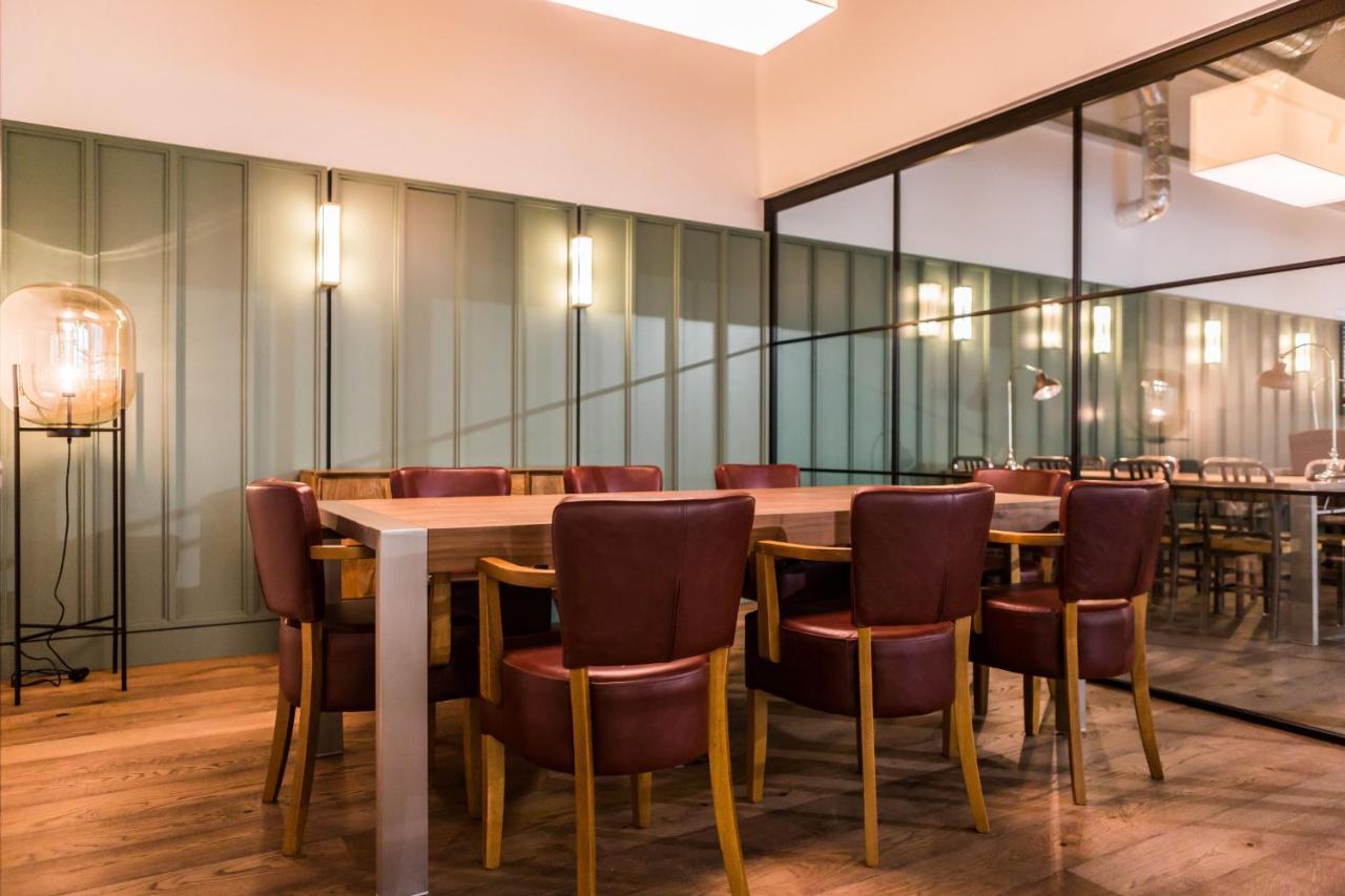 For Students Only Studios At Chapter White City In Лондон Экстерьер фото