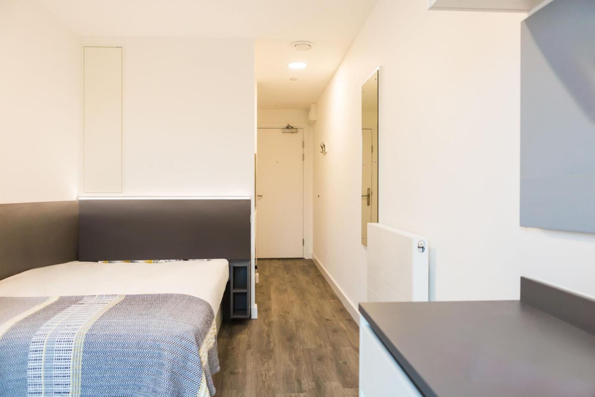 For Students Only Studios At Chapter White City In Лондон Экстерьер фото