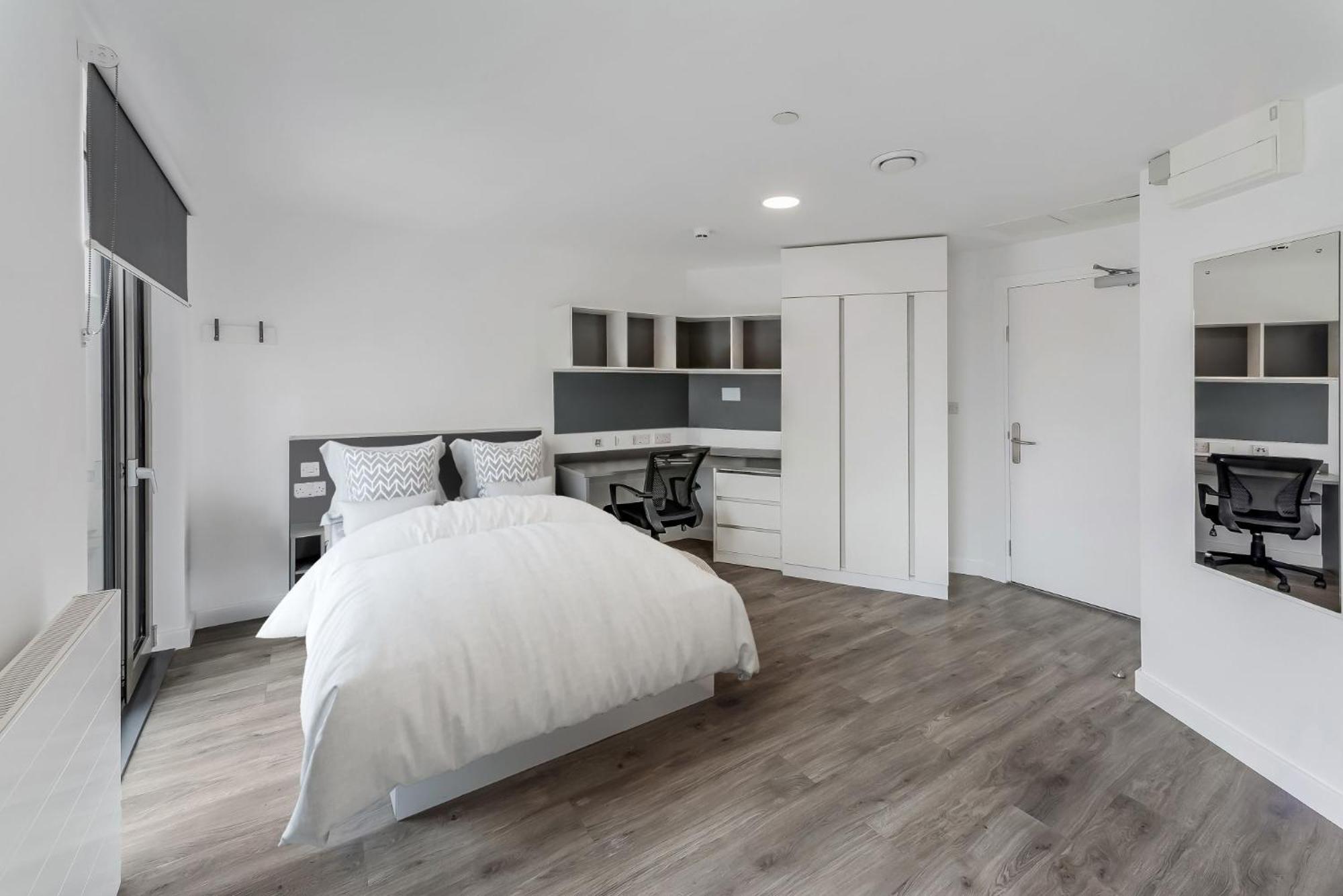 For Students Only Studios At Chapter White City In Лондон Экстерьер фото